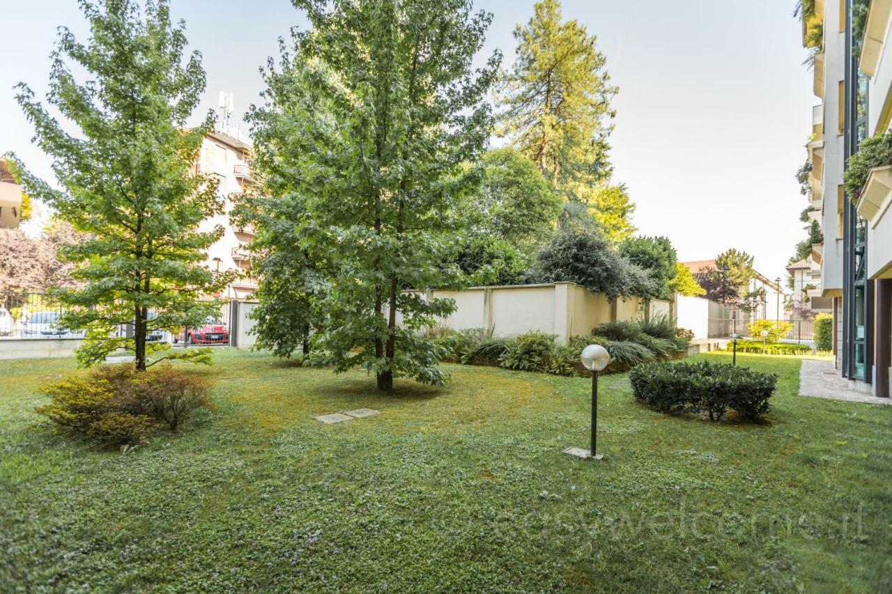 Easy Welcome Casa Rosada Apartman Nova Milanese Kültér fotó