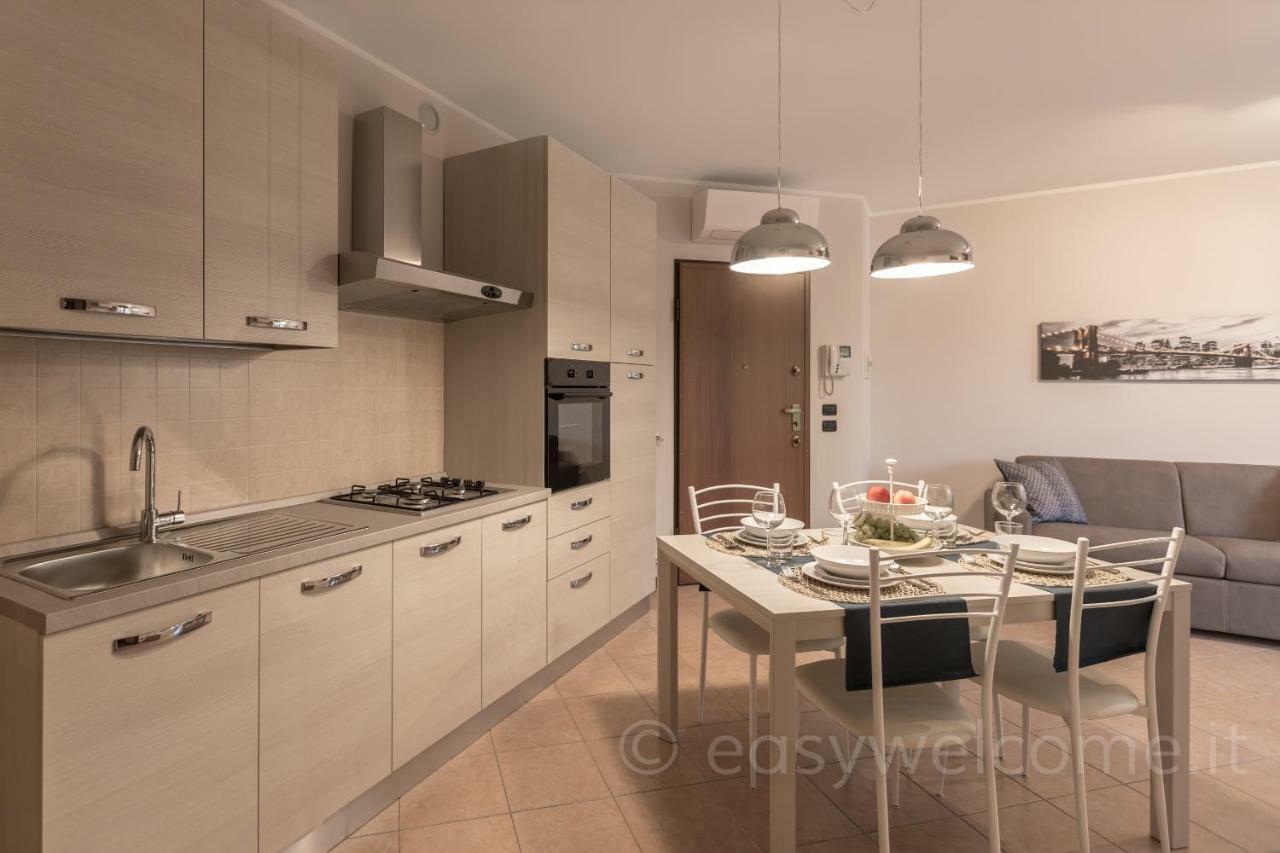 Easy Welcome Casa Rosada Apartman Nova Milanese Kültér fotó